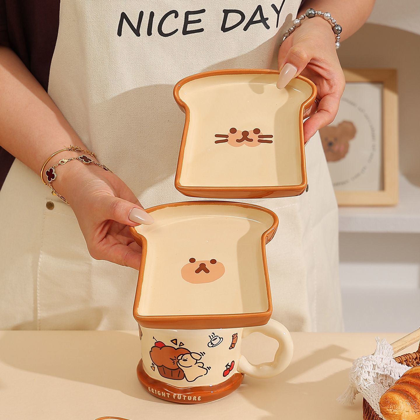 Cute Toast Bread Shaped Cerami - Kitchen Baking Dishes review and price