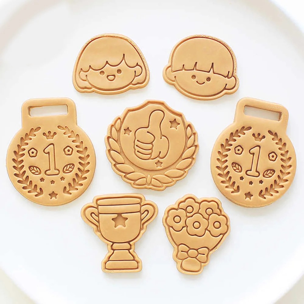 Medals Trophies Cookie Cutters - Kitchen Baking Cake review and price